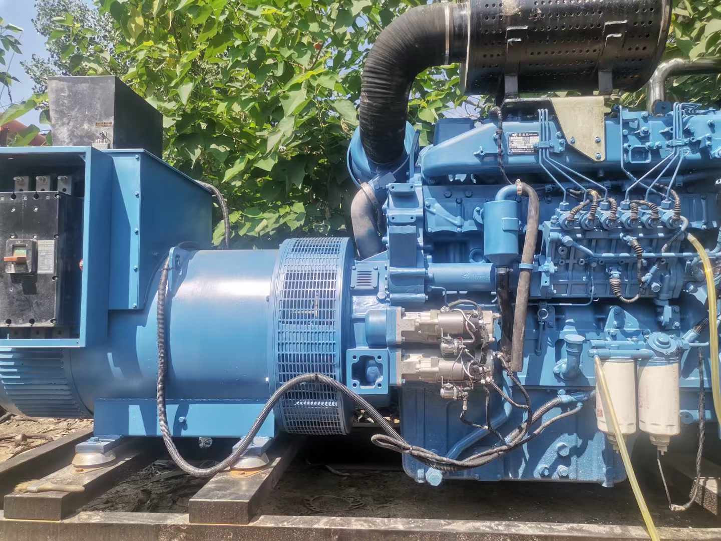 威宁详细说明降低 800kW 柴油发电机输出电流波动的方法